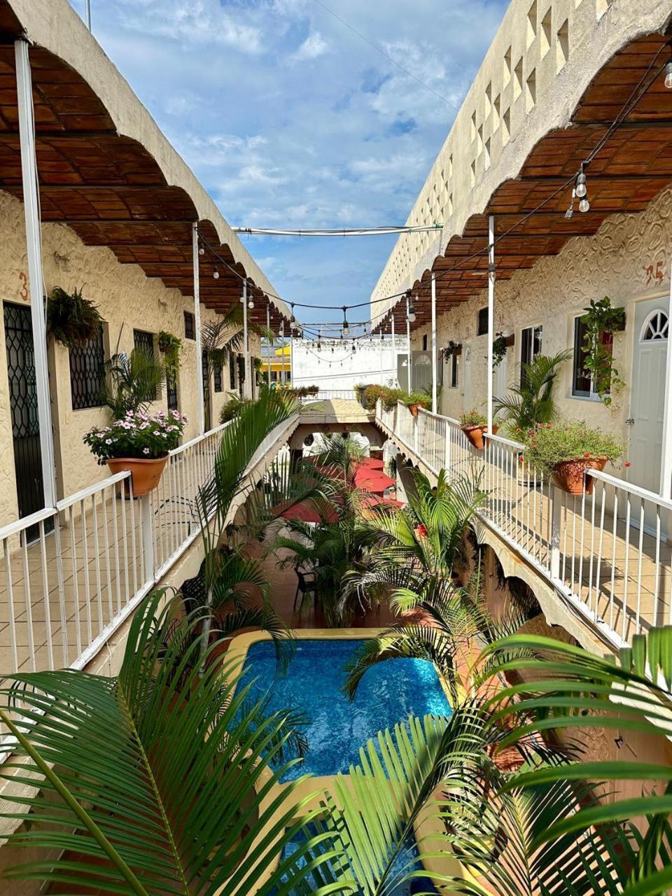 Bungalows Las Glorias Rincon de Guayabitos Luaran gambar